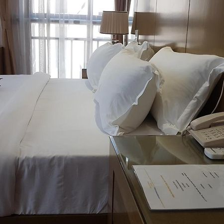 Edmond Hotel 브라자빌 외부 사진