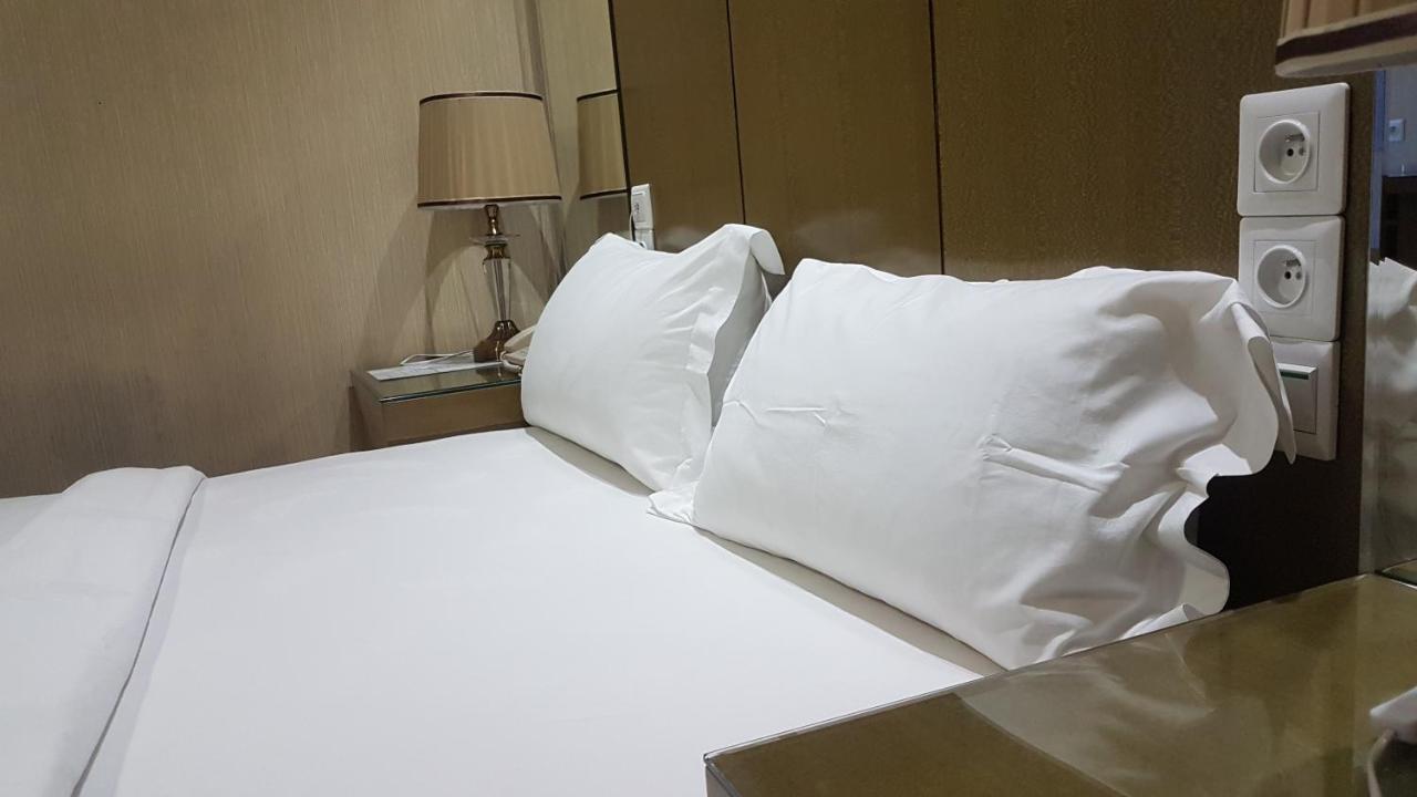 Edmond Hotel 브라자빌 외부 사진