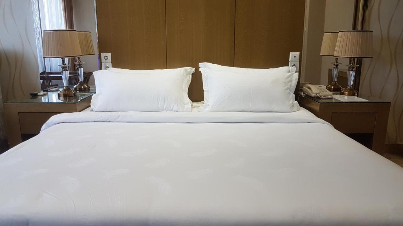 Edmond Hotel 브라자빌 외부 사진
