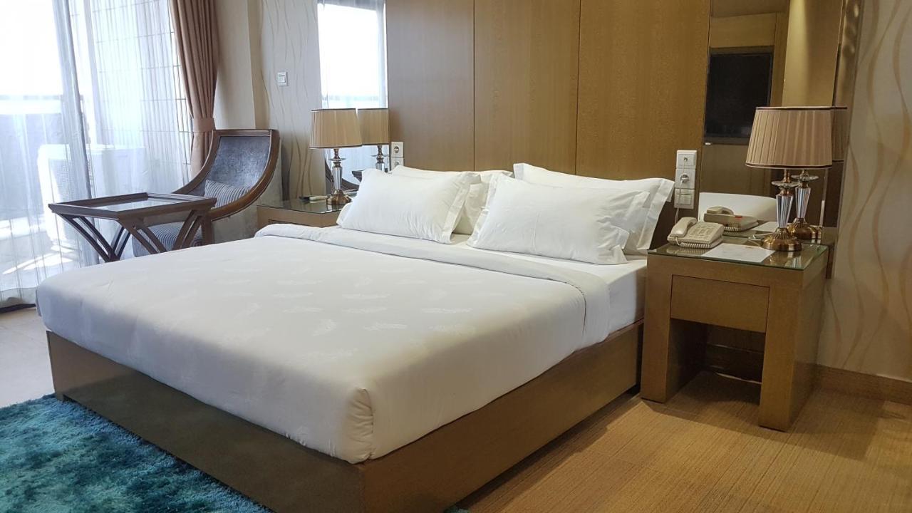 Edmond Hotel 브라자빌 외부 사진